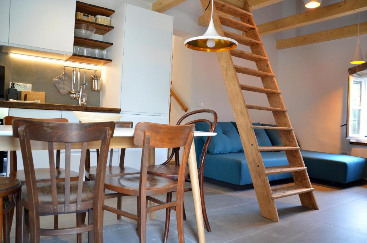 Apartments Martamare Martinšćica Екстериор снимка
