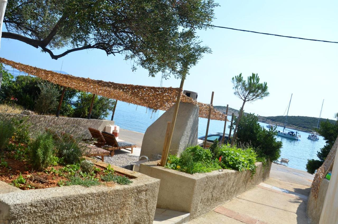 Apartments Martamare Martinšćica Екстериор снимка