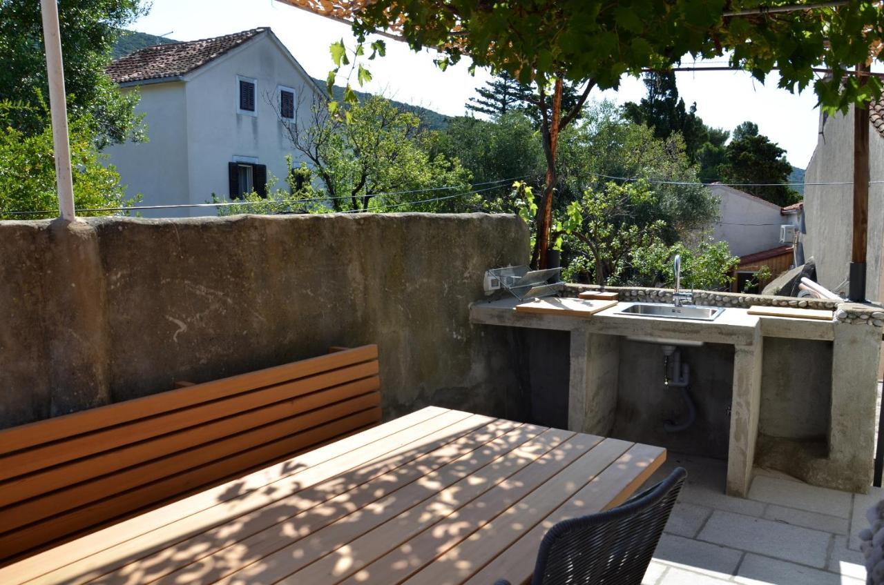 Apartments Martamare Martinšćica Екстериор снимка
