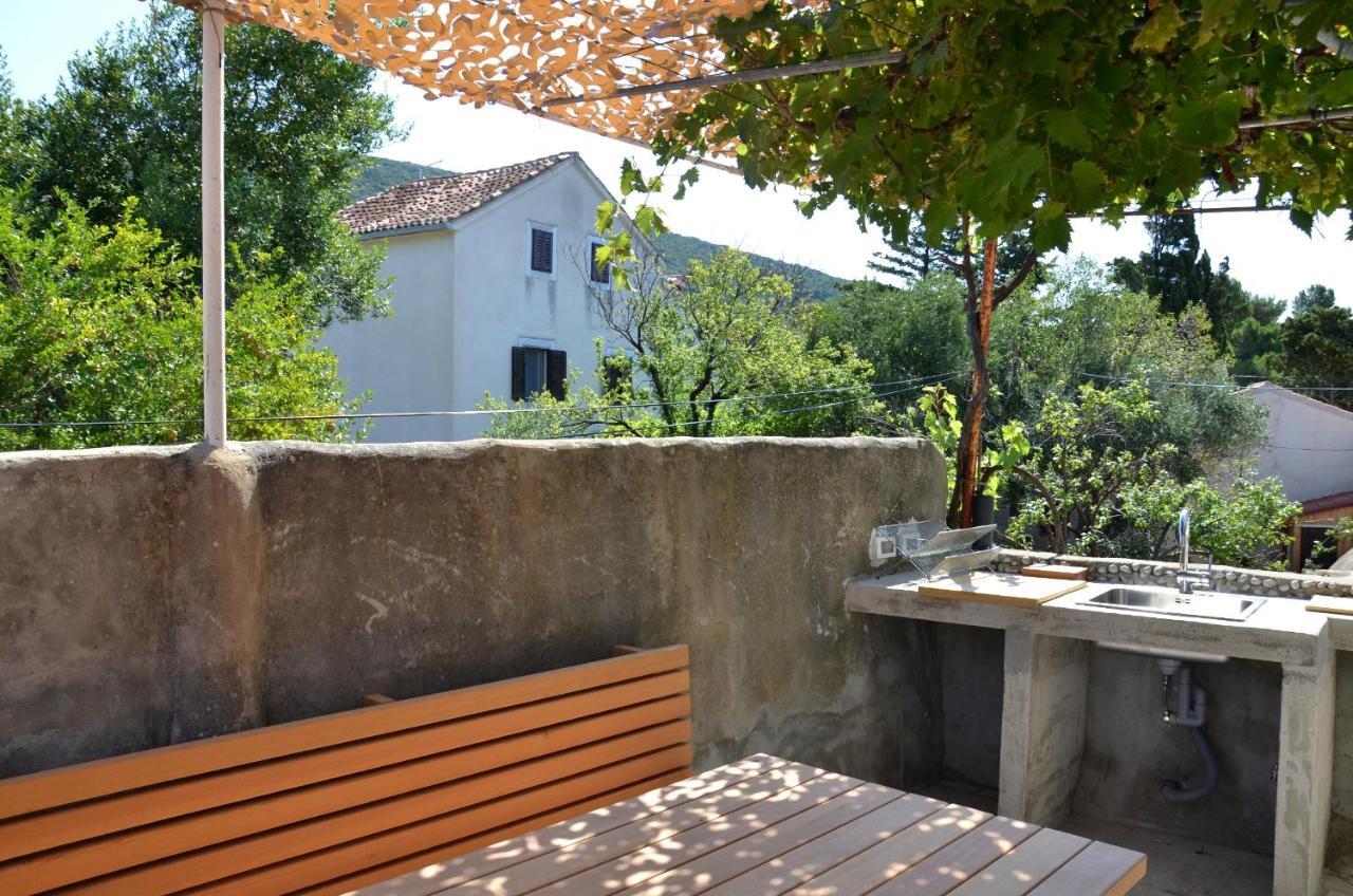 Apartments Martamare Martinšćica Екстериор снимка