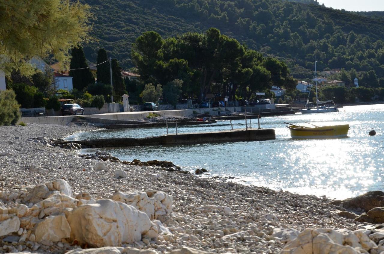 Apartments Martamare Martinšćica Екстериор снимка